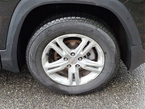 Certified 2024 GMC Terrain SLE image 20