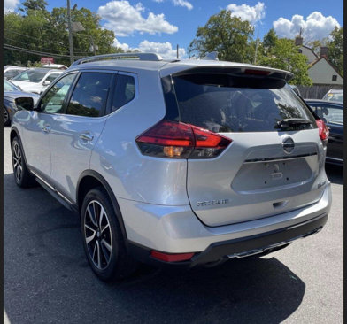 Used 2017 Nissan Rogue Sport SL w/ SL Premium Package image 14