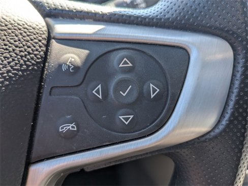 Used 2023 GMC Terrain SLE w/ Driver Convenience Package image 14