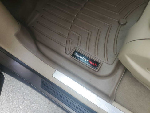 Used 2010 Buick Enclave CXL image 37