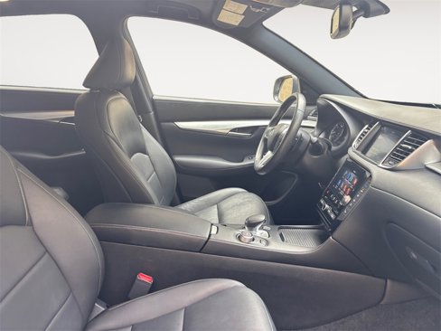 Used 2021 INFINITI QX50 Luxe w/ Appearance Package image 15