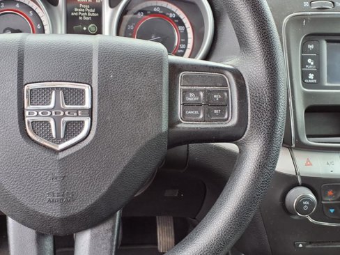 Used 2020 Dodge Journey SE w/ Blacktop Package image 18