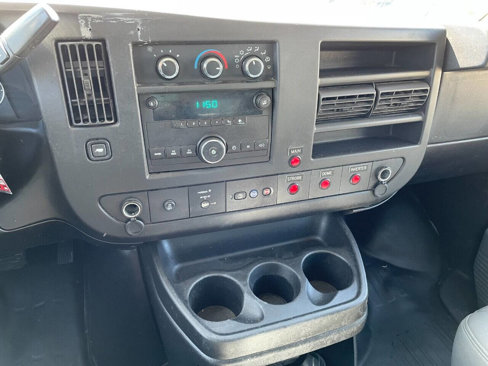 Used 2014 Chevrolet Express 2500 image 11