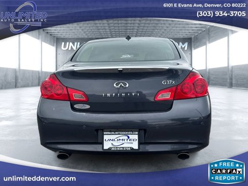 Used 2012 INFINITI G37 x w/ Premium Pkg image 4