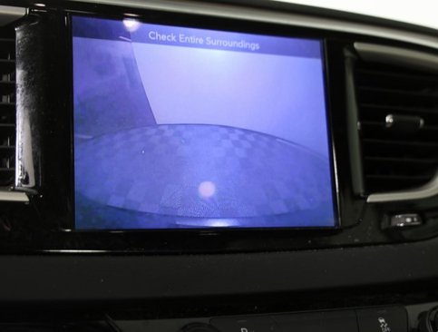 Used 2017 Chrysler Pacifica Touring-L image 4