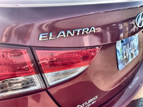Used 2013 Hyundai Elantra Limited w/ Technology Pkg image 19