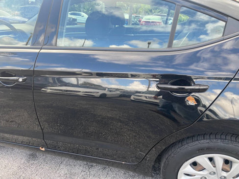 Used 2019 Hyundai Elantra SE image 15