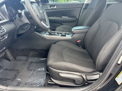 Used 2020 Kia Optima LX image 19