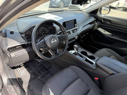 Used 2024 Nissan Altima 2.5 S image 12