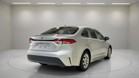 Used 2024 Toyota Corolla LE image 3
