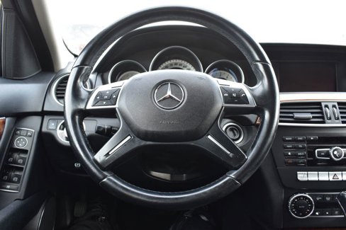Used 2013 Mercedes-Benz C 300 4MATIC Sedan image 24