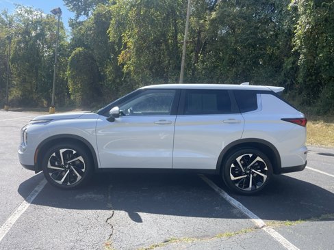 Used 2022 Mitsubishi Outlander ES image 6