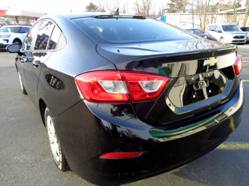 Used 2018 Chevrolet Cruze LS image 19