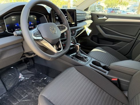 New 2025 Volkswagen Jetta S image 14