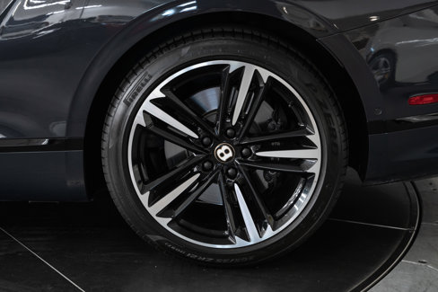 Used 2020 Bentley Continental GT image 15