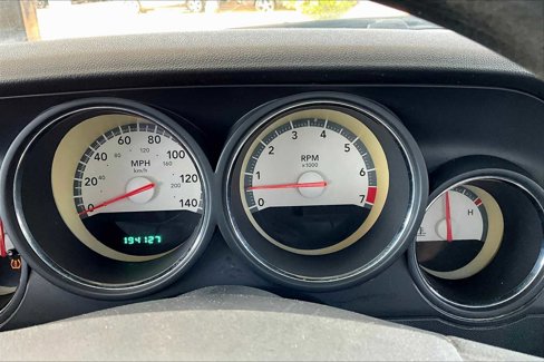 Used 2009 Dodge Challenger SE image 24