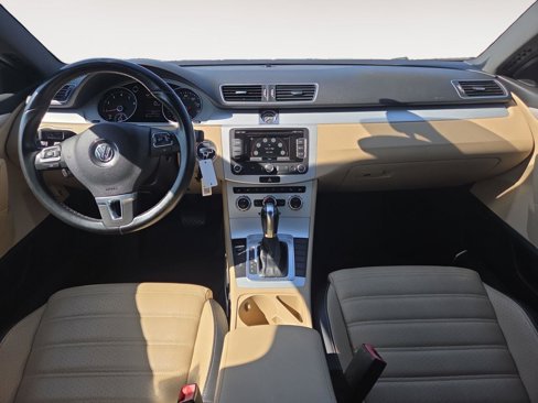 Used 2014 Volkswagen CC Sport image 18