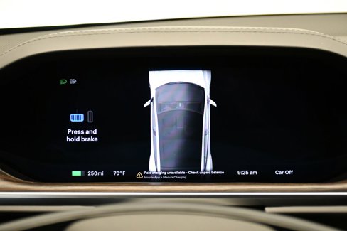 Used 2022 Tesla Model S image 25