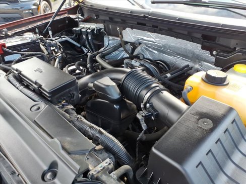 Used 2014 Ford F150 Lariat w/ Lariat Chrome Package image 10