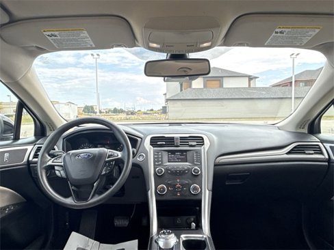 Used 2020 Ford Fusion S image 27