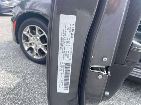 Used 2016 Dodge Charger SXT w/ Navigation & Travel Group image 18