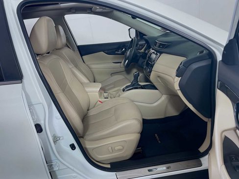 Used 2019 Nissan Rogue SL w/ Premium Package image 27