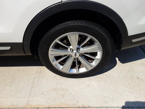 Used 2018 Ford Explorer Limited w/ Equipment Group 301A image 21