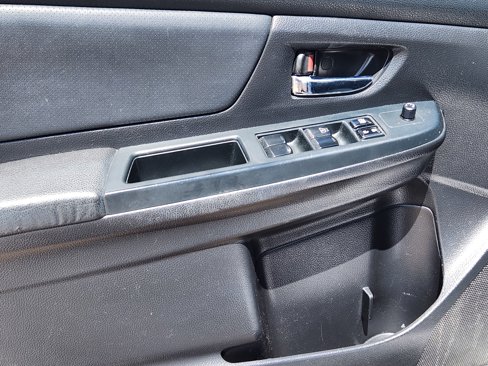 Used 2014 Subaru Crosstrek 2.0i Limited image 19