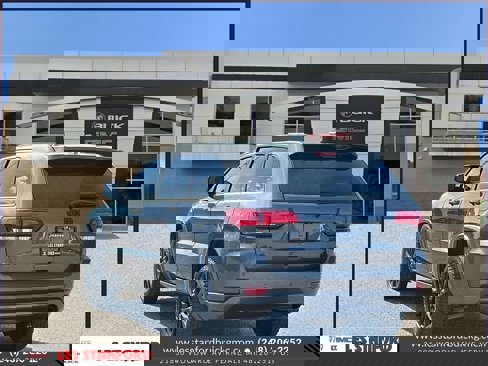 Used 2018 Jeep Grand Cherokee Altitude image 4