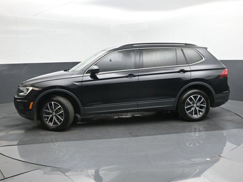 Used 2019 Volkswagen Tiguan SE w/ 3rd Row Seat Package image 2