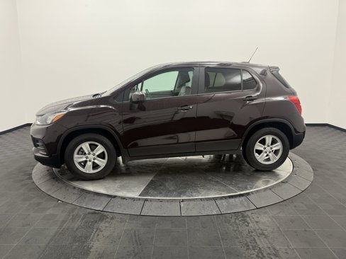 Used 2020 Chevrolet Trax LS w/ Tint and Cruise Package image 5