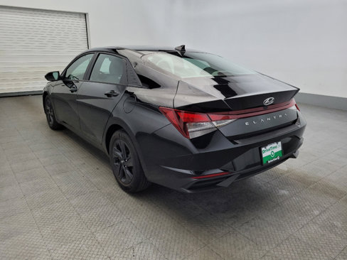 Used 2023 Hyundai Elantra SEL image 5