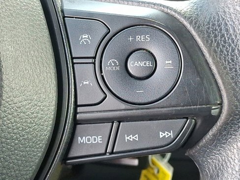 Used 2024 Toyota Corolla LE image 18