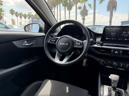 Used 2024 Kia Forte LXS image 32