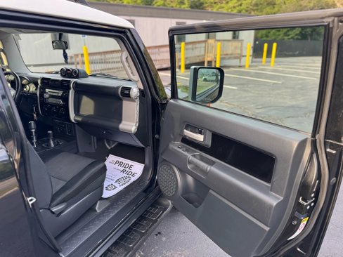 Used 2008 Toyota FJ Cruiser 4WD image 16