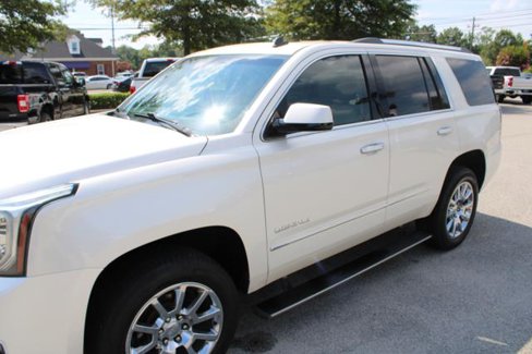 Used 2015 GMC Yukon Denali w/ Touring Package image 12