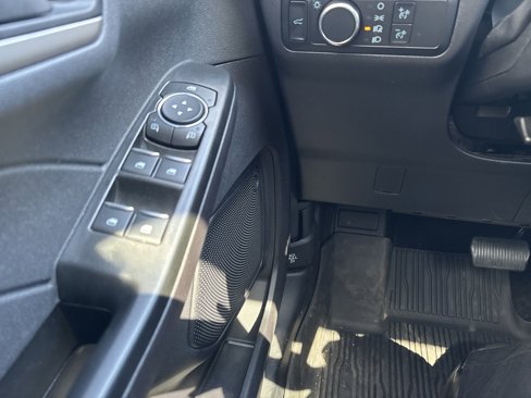 Used 2022 Ford Escape SE w/ Convenience Package image 10