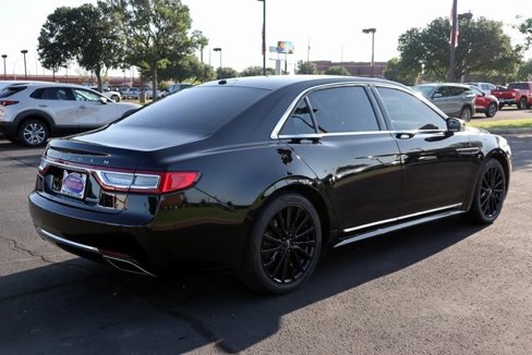 Used 2017 Lincoln Continental Select image 14