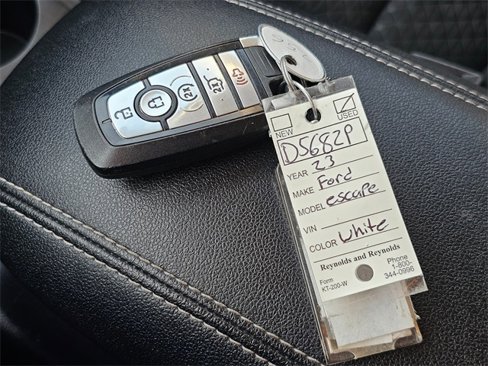 Used 2023 Ford Escape Active image 31