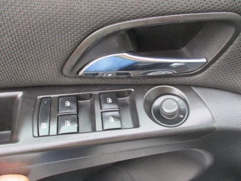 Used 2014 Chevrolet Cruze LT image 33