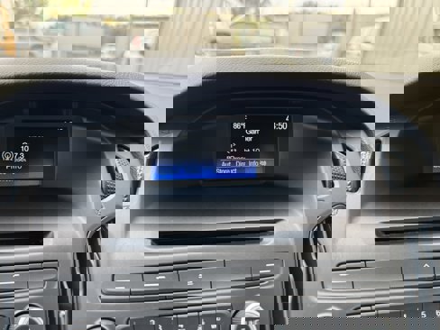 Used 2017 Ford Focus SE image 16