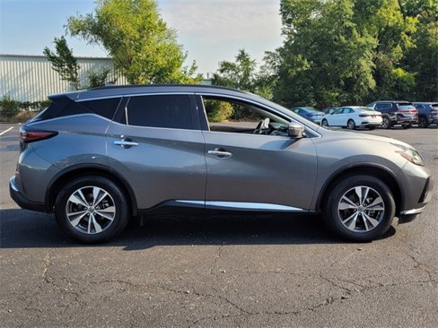 Used 2021 Nissan Murano SV image 2