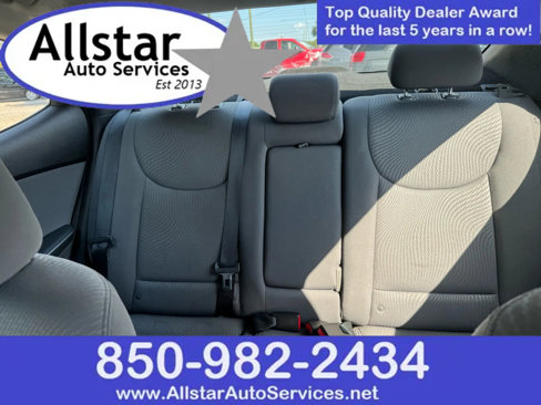 Used 2014 Hyundai Elantra SE image 13