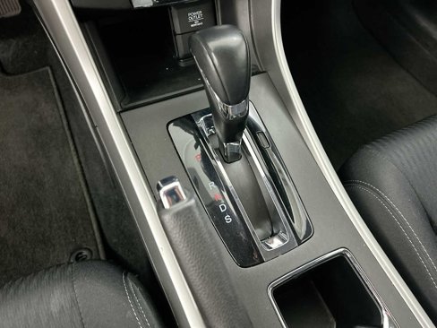 Used 2015 Honda Accord Sport image 20