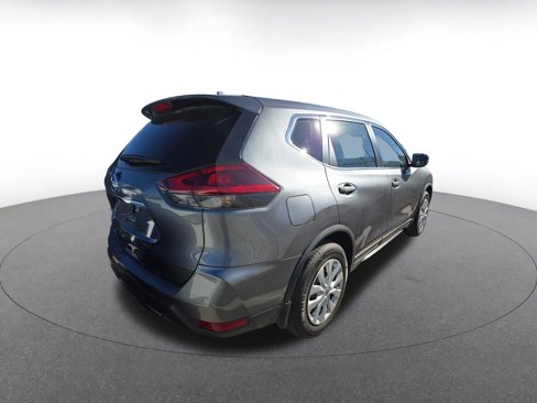 Used 2020 Nissan Rogue S image 7