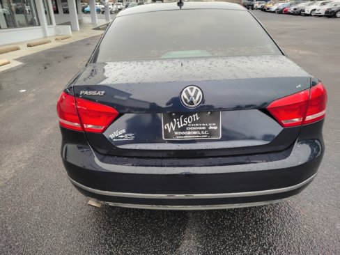 Used 2013 Volkswagen Passat TDI SE image 5