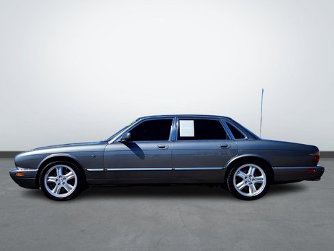 Used 2002 Jaguar XJ Sport image 2