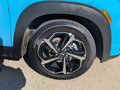 Used 2022 Chevrolet TrailBlazer RS w/ Convenience Package image 17