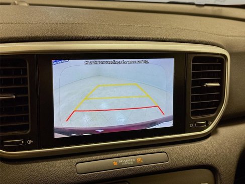 Used 2020 Kia Sportage LX image 13