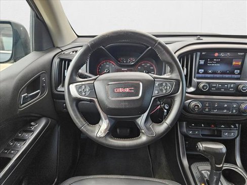 Used 2015 GMC Canyon SLE w/ All-Terrain Package image 11